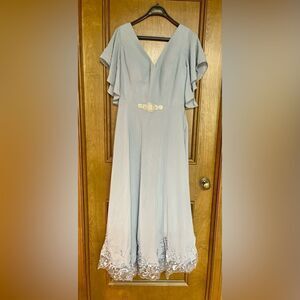 Elegant Blue V-Neck Flutter Sleeve Midi Dress